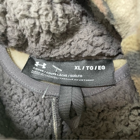 New Under Armour Women's Rut Windproof Jacket UA Barren Camo 1365594-999 - Picture 10 of 13